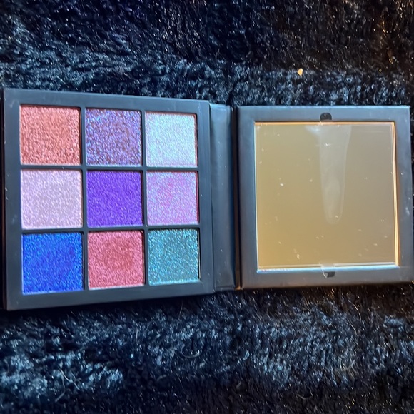 3 Huda Beauty palettes, 1 Milani and 1 Pacifica Palette - Picture 3 of 6